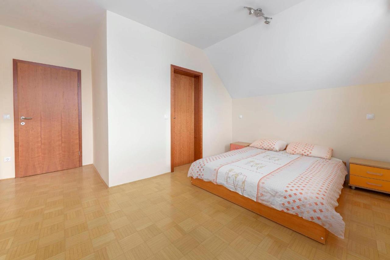 Apartma Ana Preserje  Bagian luar foto